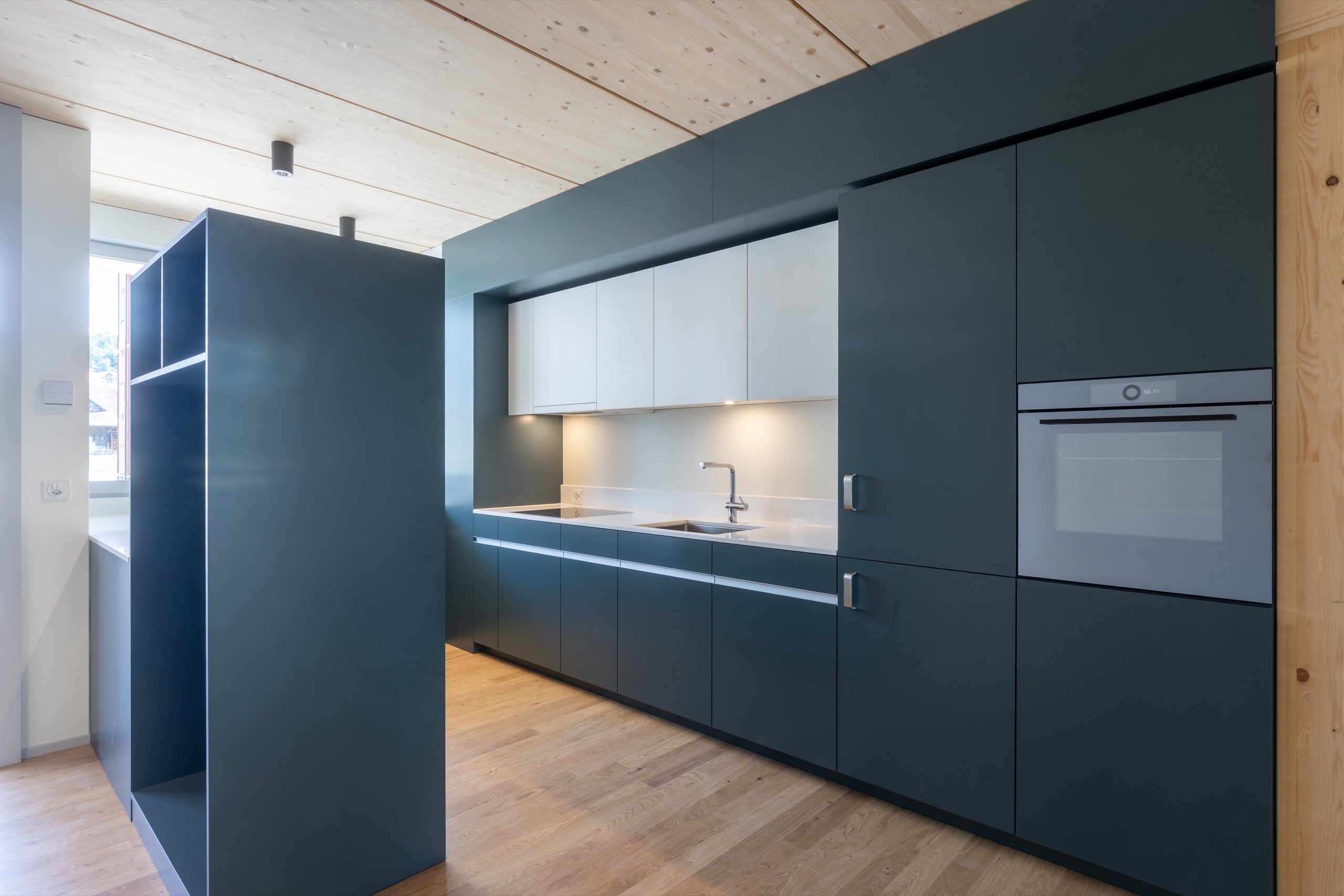 Waldgrün & Licht Küche – Detailansicht